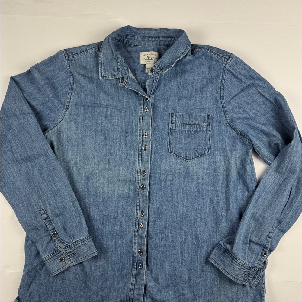 Women’s Bass & Co. denim Light Blue Cotton long sleeve button up Shirt